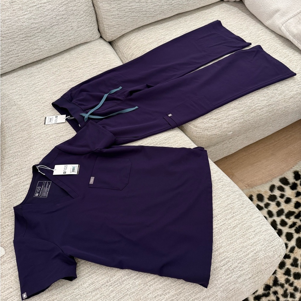 NEW Purple Jam Figs Isabel / Catarina Scrub Set